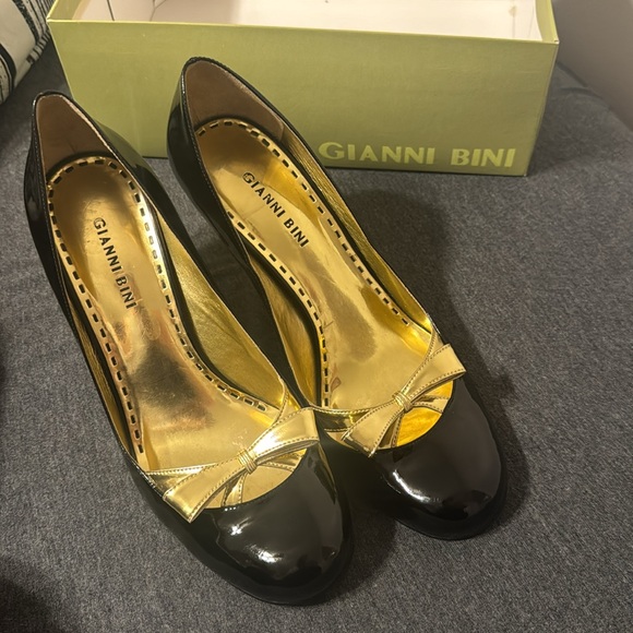 Black and gold heels pumps size women’s 10 - Picture 9 of 9